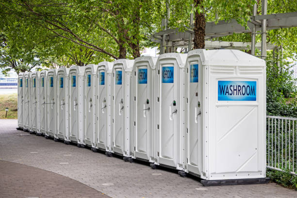 Best Emergency porta potty rental  in Livingston, TN